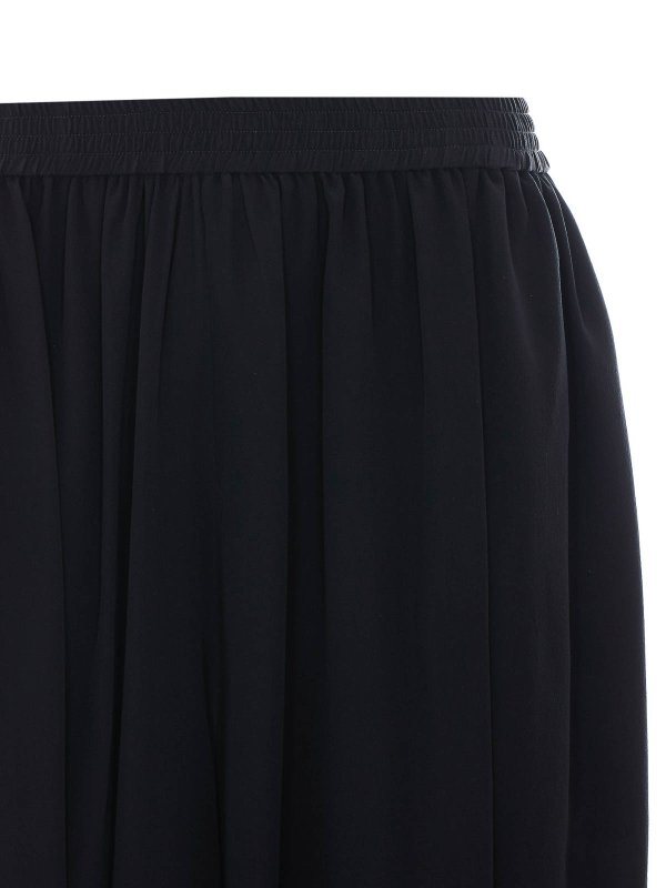 カジュアルパンツ - 黒 shop online: CHLOE