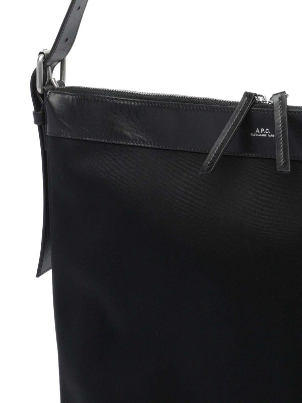 Schultertasche - Schwarz shop online: A.P.C.