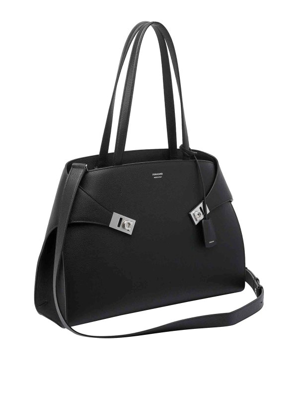 SALVATORE FERRAGAMO: ショルダーバッグ online - ショルダーバッグ - 黒