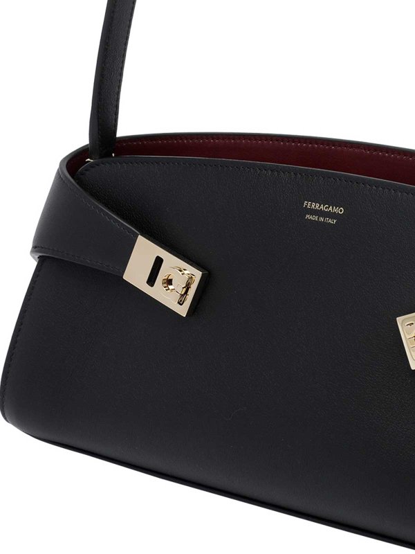 Schultertasche - Schwarz shop online: SALVATORE FERRAGAMO