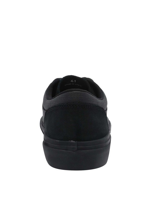 スニーカー - 黒 shop online: STONE ISLAND
