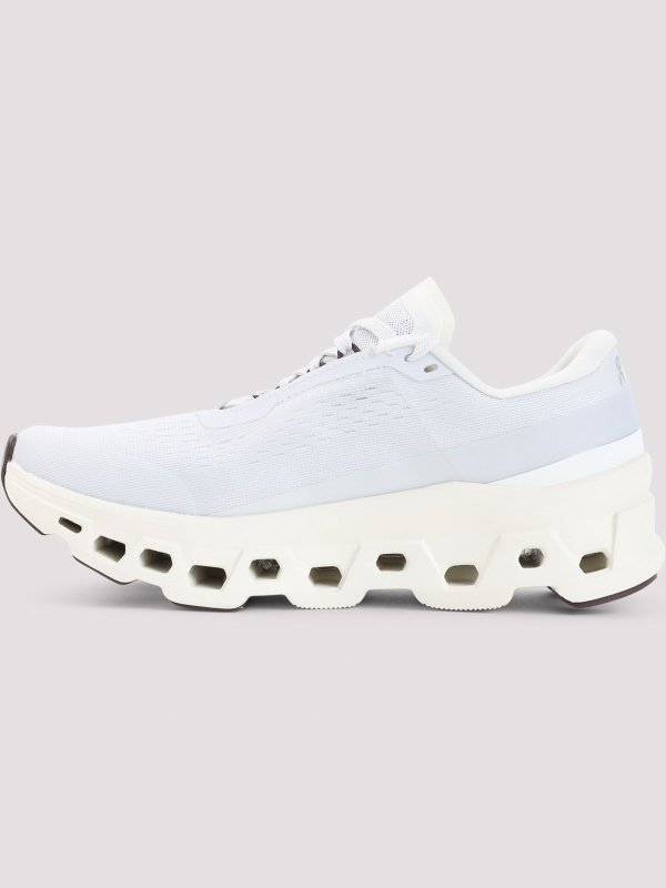 ON RUNNING: Sneaker online - Sneaker - Hell-Lila
