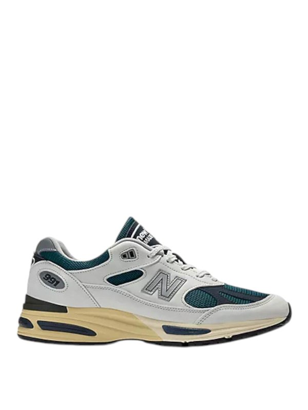 NEW BALANCE: Chaussures de sport - Baskets - Noir