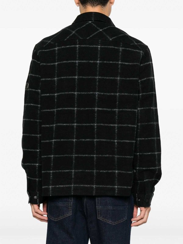 Outerwear shop online: BARBOUR