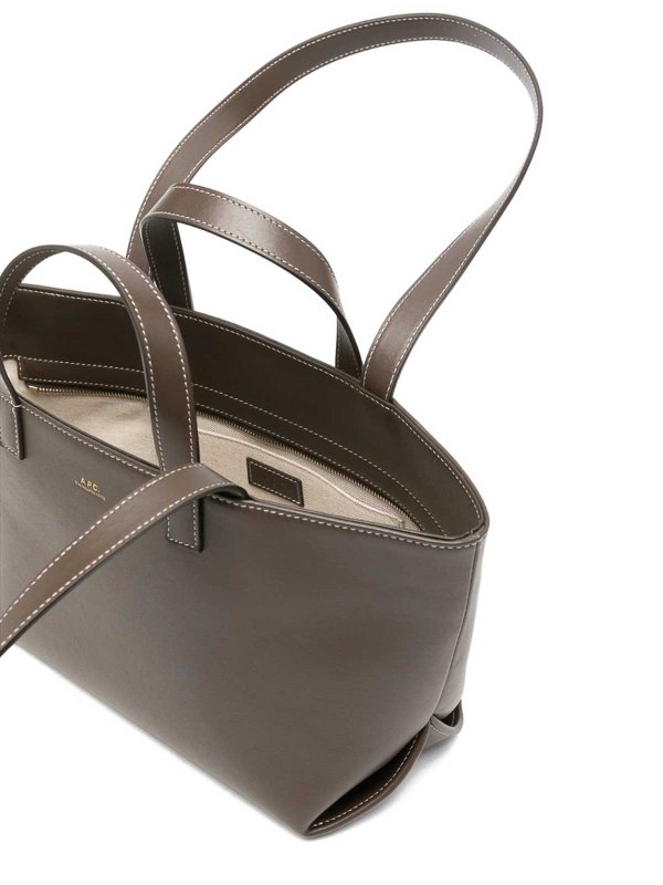 Bag shop online: A.P.C.