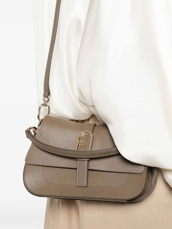 ショルダーバッグ - ブラウン shop online: FURLA