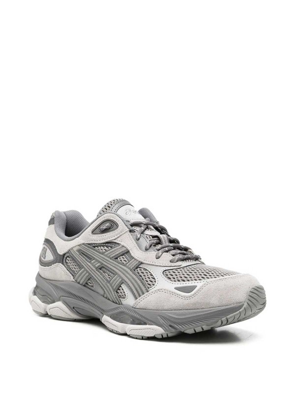 Sneaker shop online: ASICS