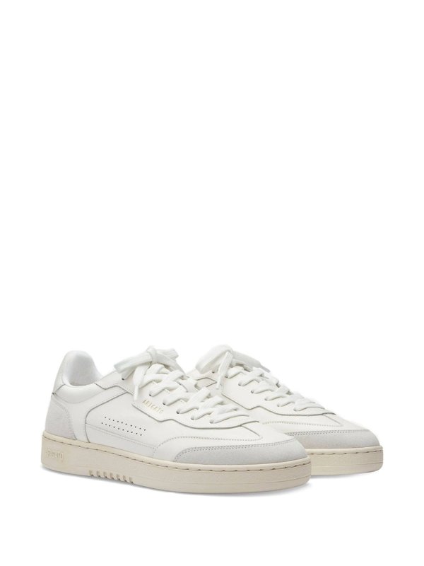 スニーカー - 白 shop online: AXEL ARIGATO