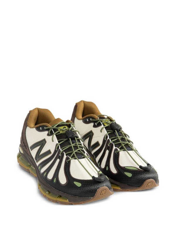 スニーカー - ベージュ shop online: NEW BALANCE