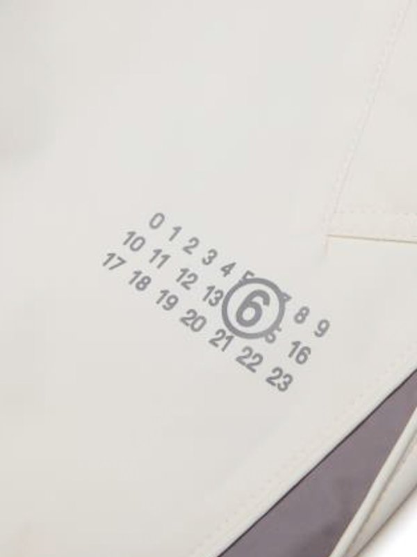 The Best Shops MM6 MAISON MARGIELA: カジュアルトラウザー - カジュアルパンツ - 白