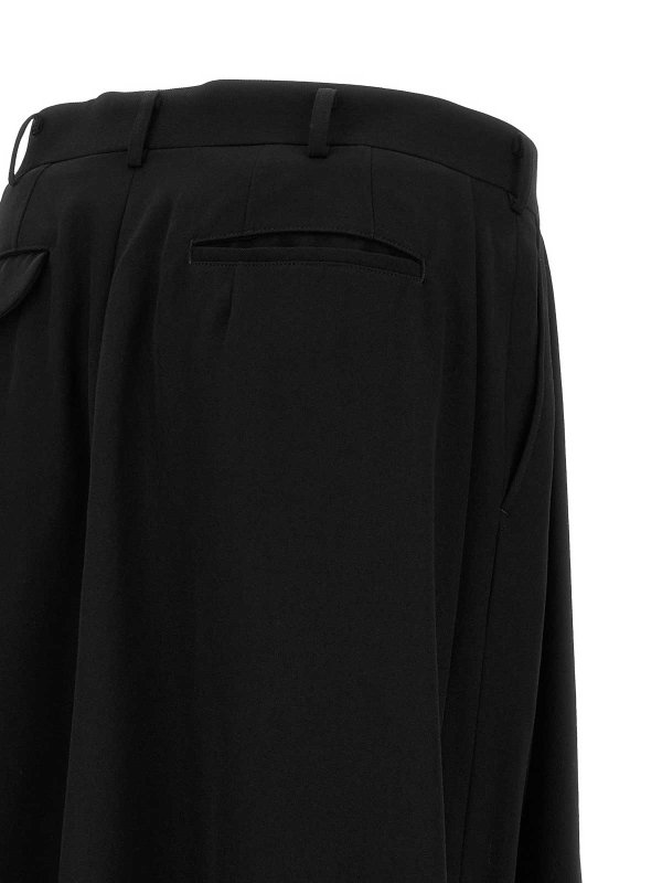 カジュアルパンツ - 黒 shop online: COMME DES GARÇONS HOMMES PLUS