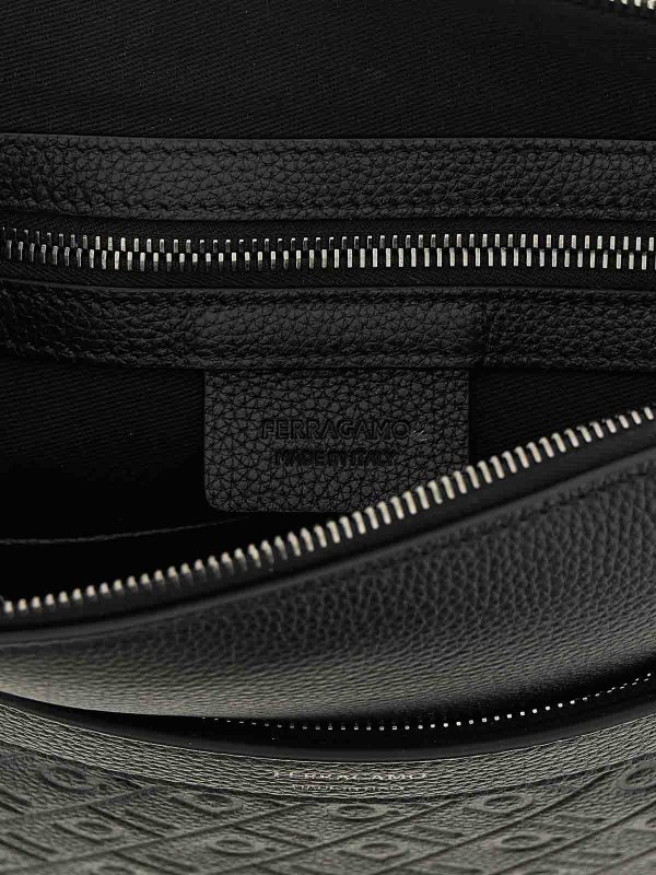 クロスボディバッグ - 黒 shop online: SALVATORE FERRAGAMO