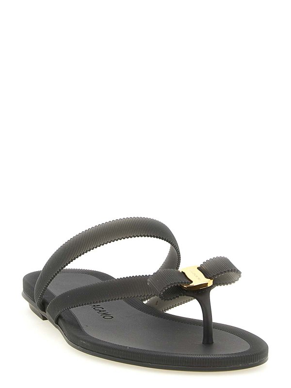 SALVATORE FERRAGAMO: サンダル online - サンダル - 黒