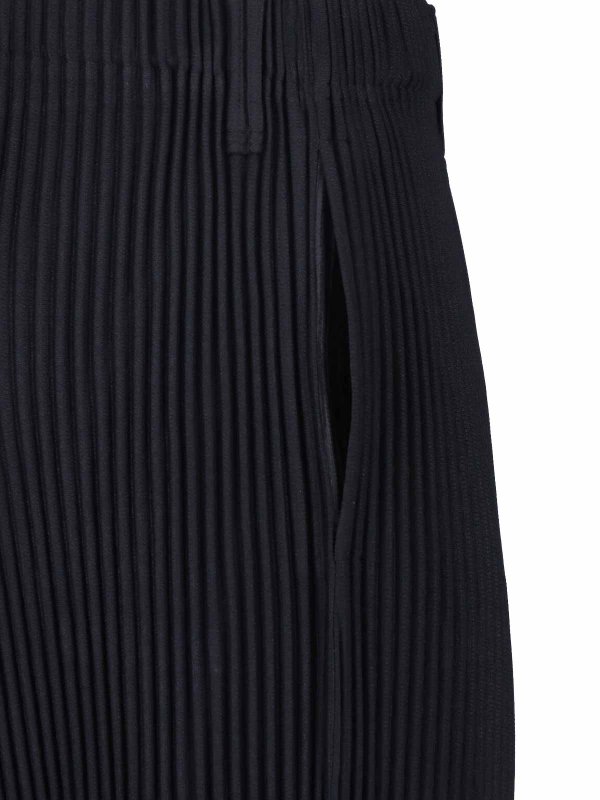 Casual Hose - Schwarz shop online: HOMME PLISSÉ ISSEY MIYAKE
