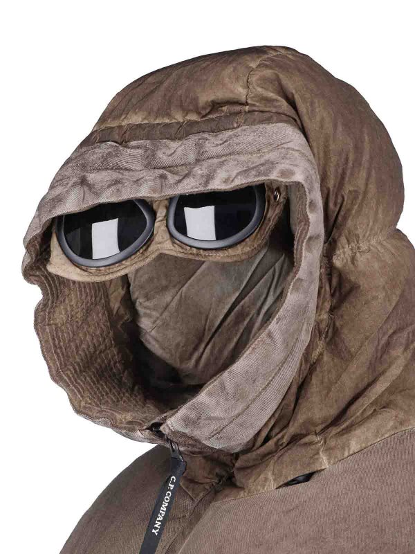 ダウンジャケット - ブラウン shop online: C.P. COMPANY