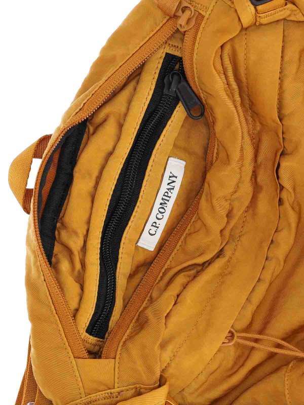 Pouch shop online: C.P. COMPANY
