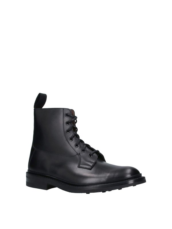TRICKER