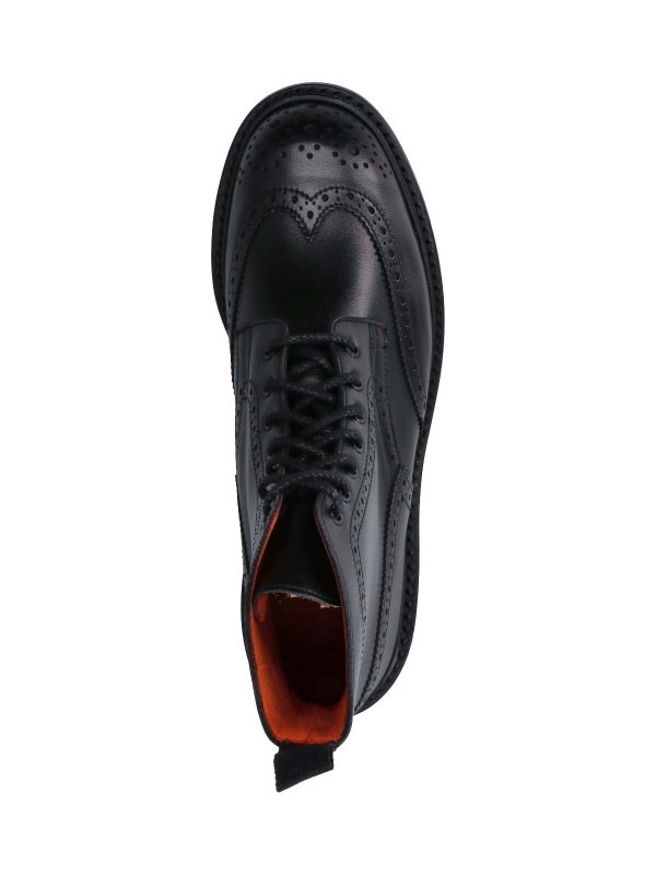 TRICKER
