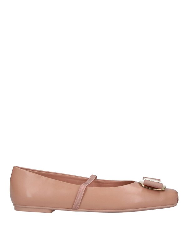 SALVATORE FERRAGAMO: フラットシューズ - フラットシューズ - ベージュ
