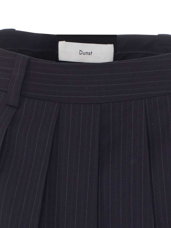 ミニスカート - 黒 shop online: DUNST