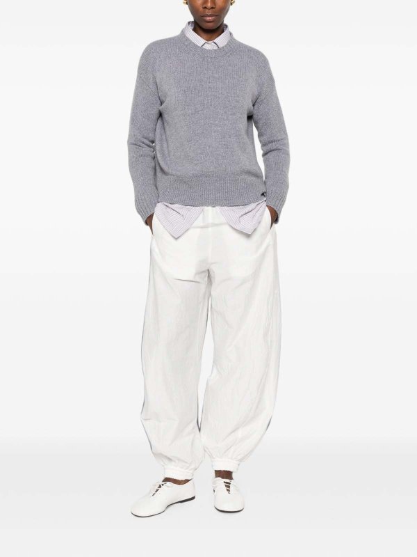 BASE: Suéteres con cuello pico online - Suéter Cuello Redondo - Gris