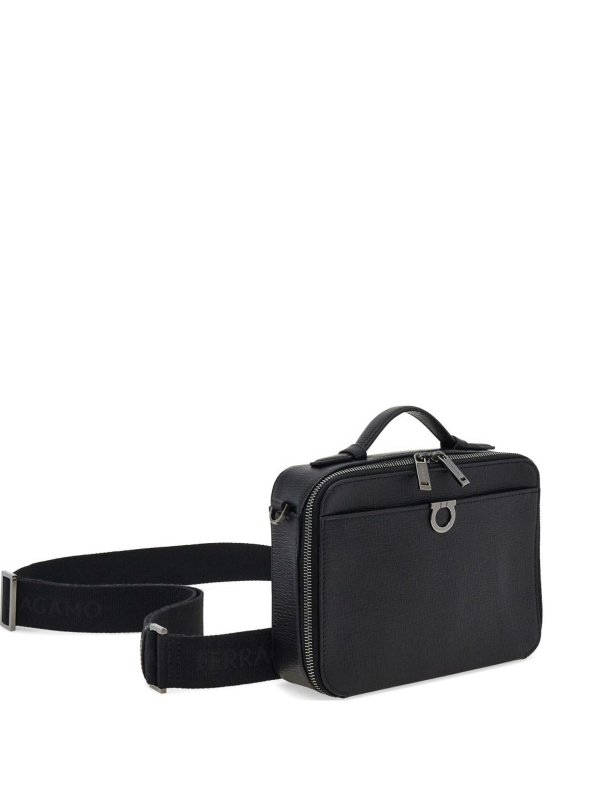 クロスボディバッグ - 黒 shop online: SALVATORE FERRAGAMO