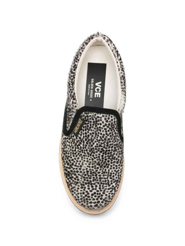 フラットシューズ - 黒 shop online: GOLDEN GOOSE