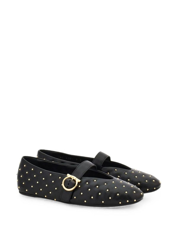 フラットシューズ - 黒 shop online: SALVATORE FERRAGAMO