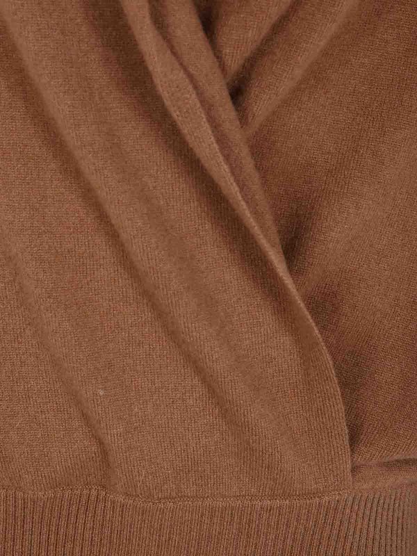 7 FOR ALL MANKIND: crew necks online - Seashell Wrap V-Neck Wool