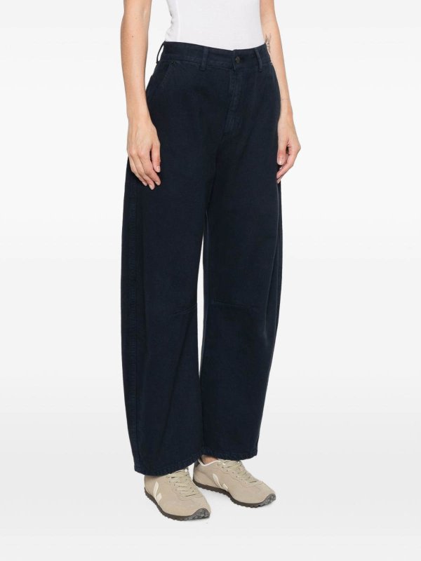 Jeans shop online: IOIS