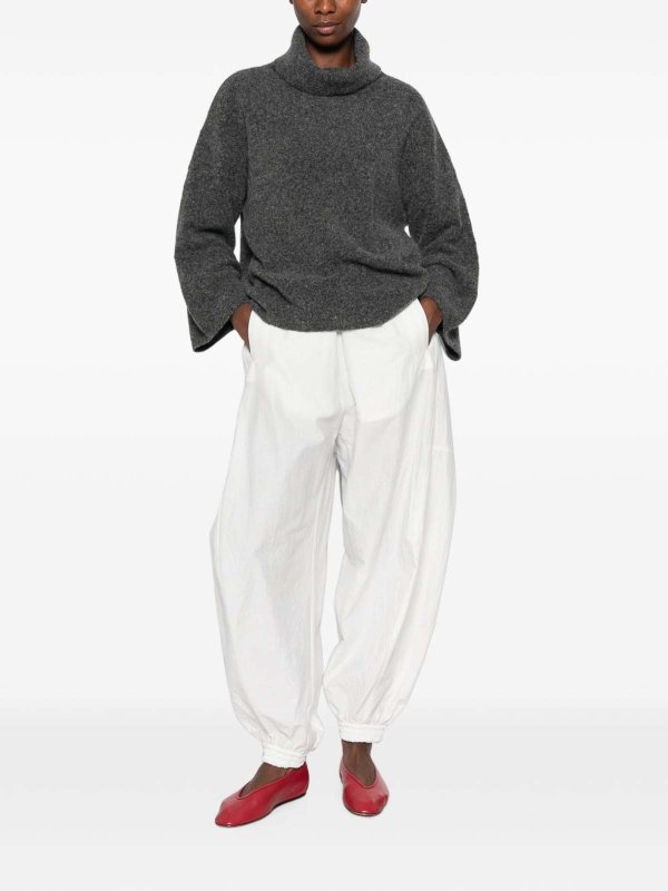 Sweater shop online: YERSE