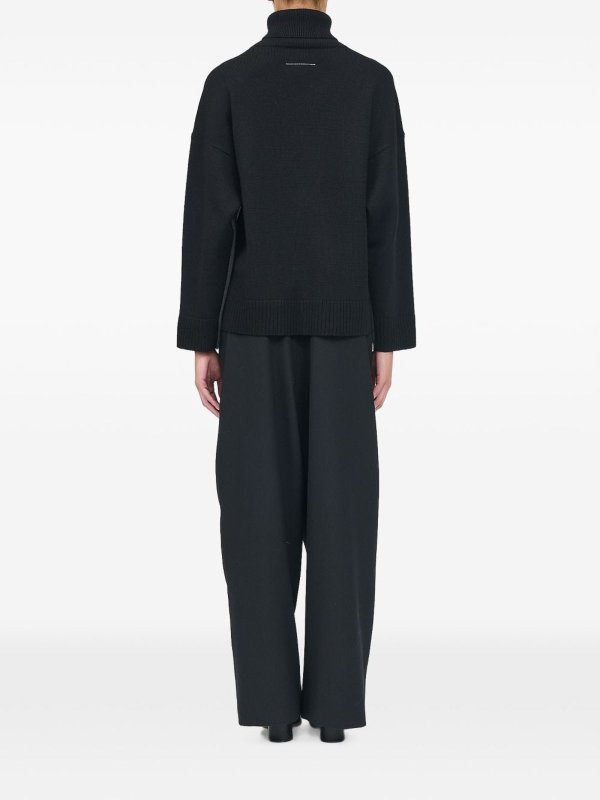 クルーネック shop online クルーネック - 黒