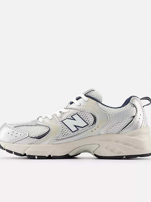 NEW BALANCE: Chaussures de sport online - Baskets - Argent