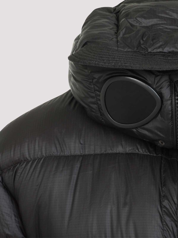 ダウンジャケット - 黒 shop online: C.P. COMPANY