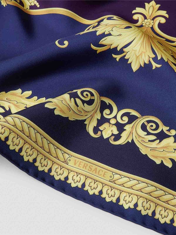 VERSACE: Stole & Scialli online - Foulard 90X90