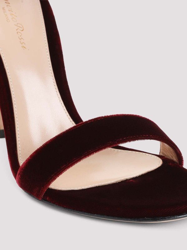 パンプス - ダークレッド shop online: Gianvito Rossi