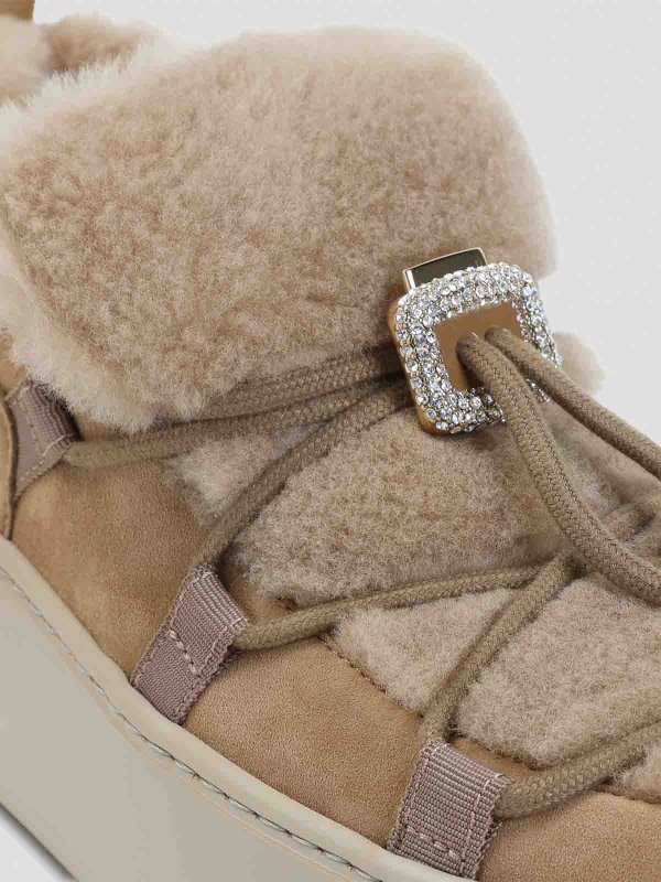編み上げ靴 - クリーム shop online: ROGER VIVIER