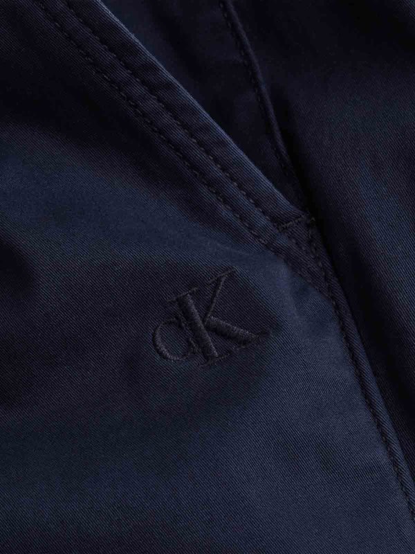 CALVIN KLEIN: トラウザーショーツ online - ショートパンツ - ブルー