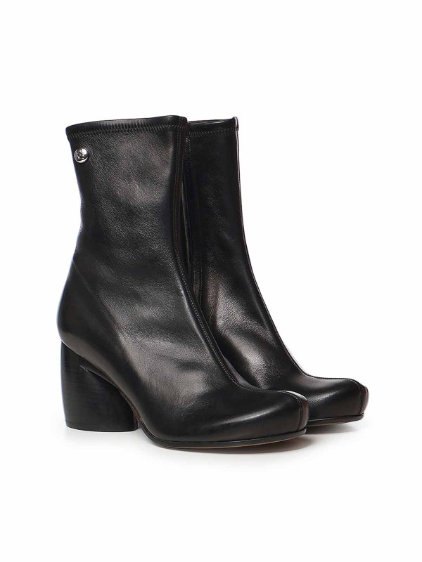 アンクルブーツ - 黒 shop online: LOEWE