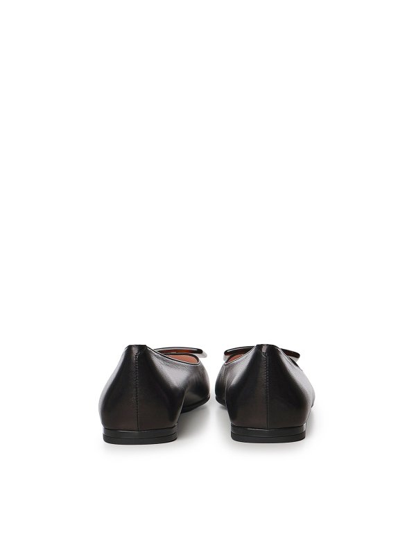 ROGER VIVIER: フラットシューズ online - フラットシューズ - 黒