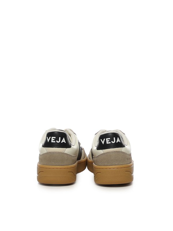VEJA: trainers online - V-90 Sneaker