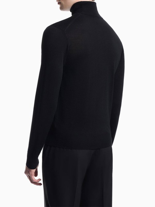 クルーネック - 黒 shop online: EMPORIO ARMANI
