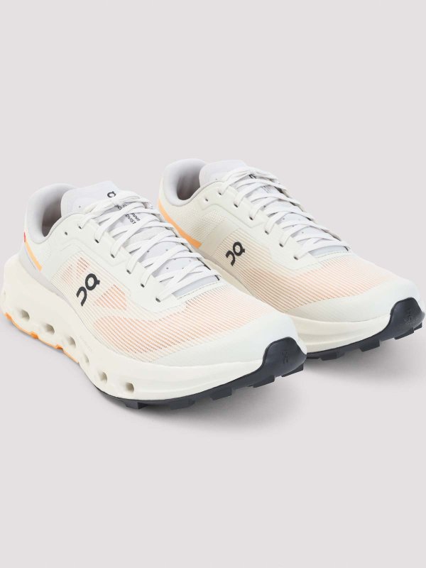 ON RUNNING: Chaussures de sport online - Baskets - Blanc