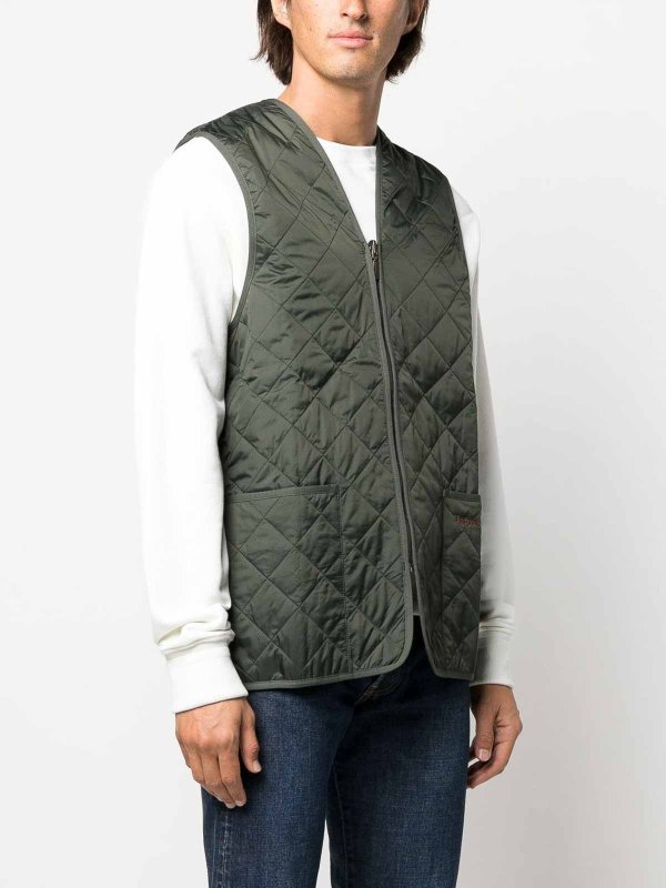 ウェストコート/ジレ - 緑 shop online: BARBOUR