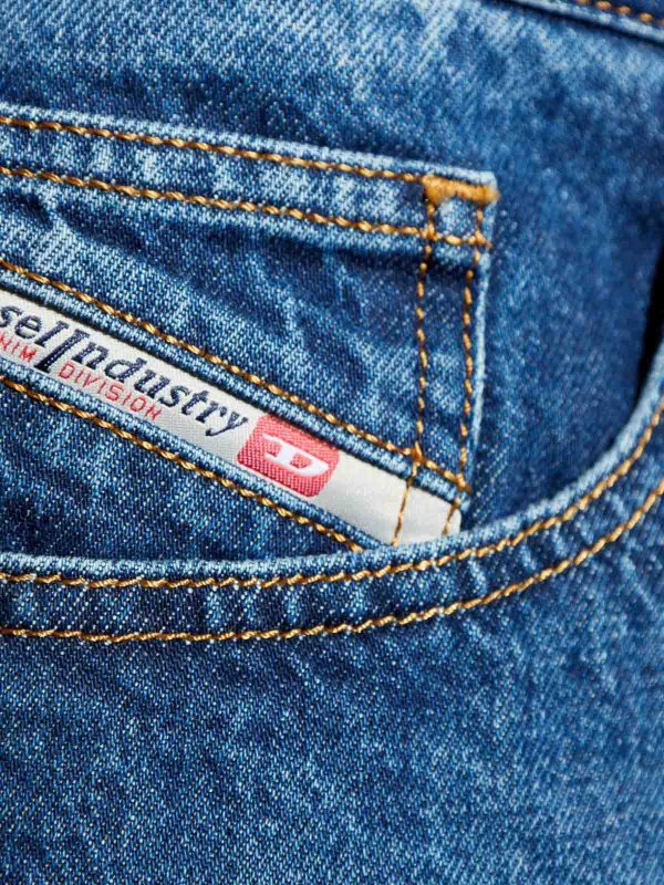 Jeans shop online: DIESEL