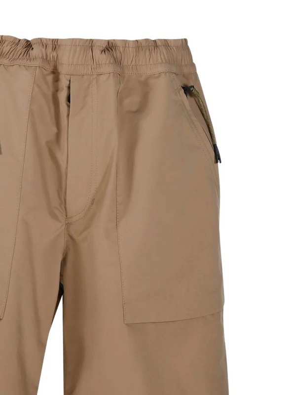 ショートパンツ - ベージュ shop online: MONCLER