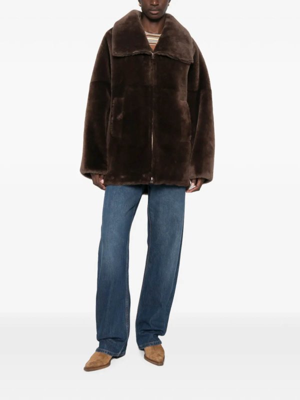 Blancha: knee length coats online - Shearling coat