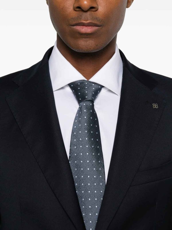 Abito shop online: TAGLIATORE