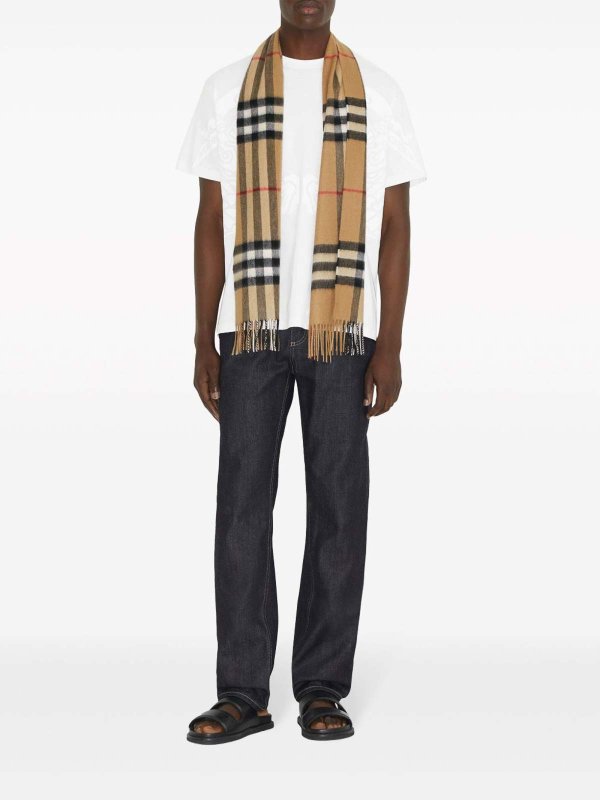 Écharpe - Beige shop online: BURBERRY