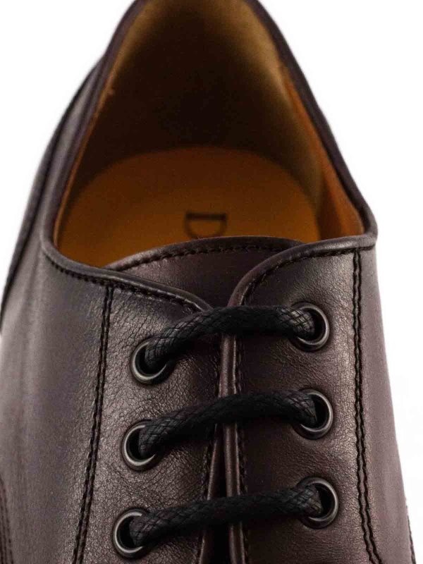 フラットシューズ - 黒 shop online: Doucal